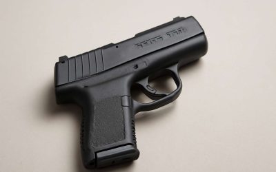 Stay Safe with the Shockingly Realistic Pepper Spray Shaped Like Gun for Self-Defense